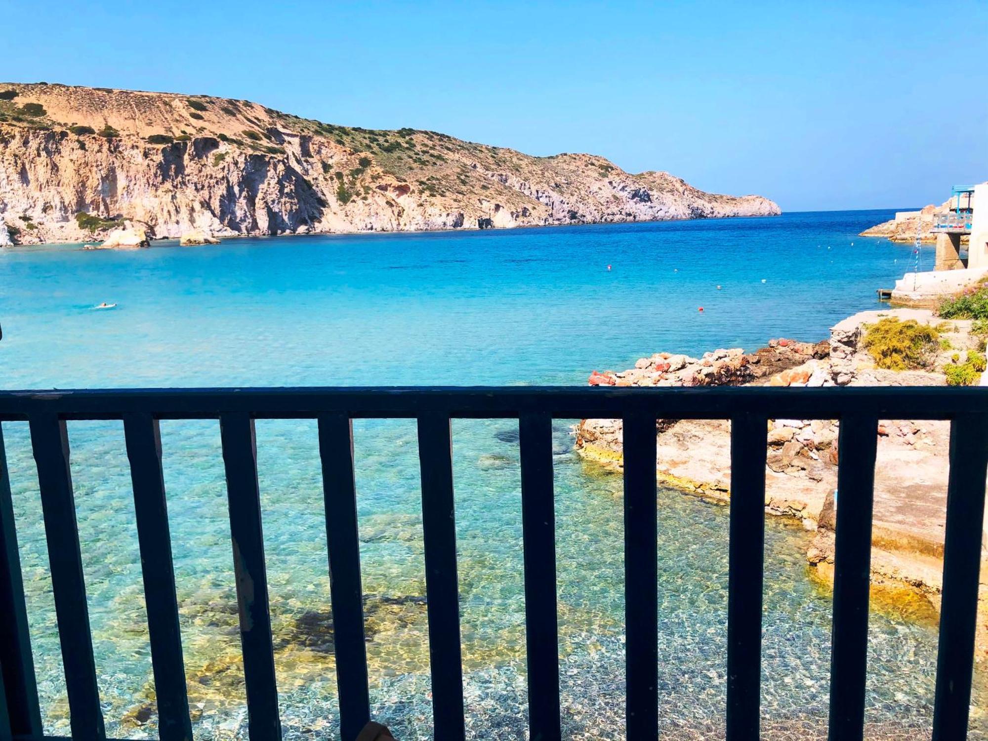 Salty Kisses And Sandy Toes Firopotamos Екстер'єр фото
