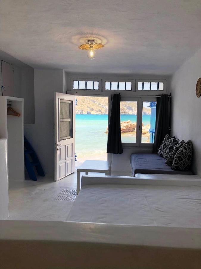 Salty Kisses And Sandy Toes Firopotamos Екстер'єр фото
